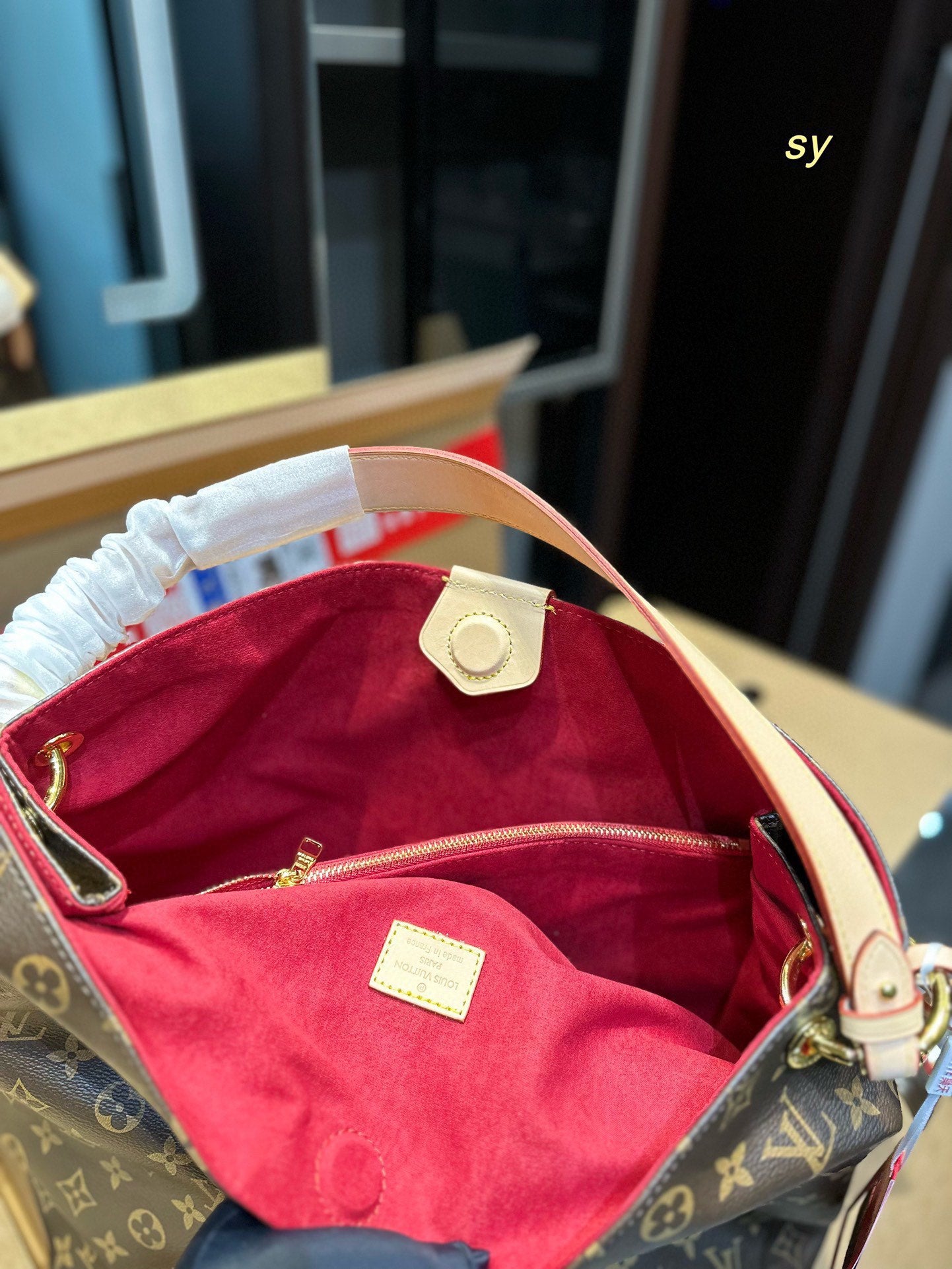 LV-BAG974