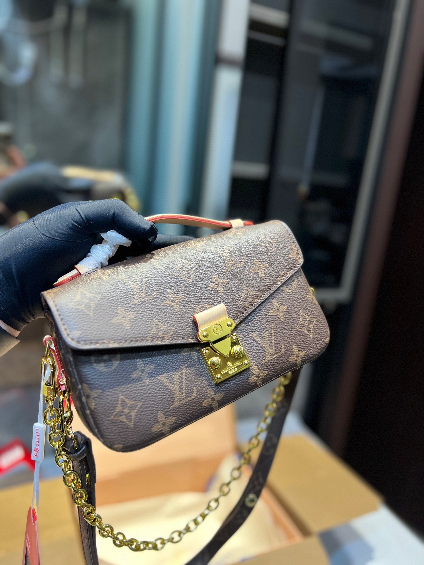 LV-BAG932