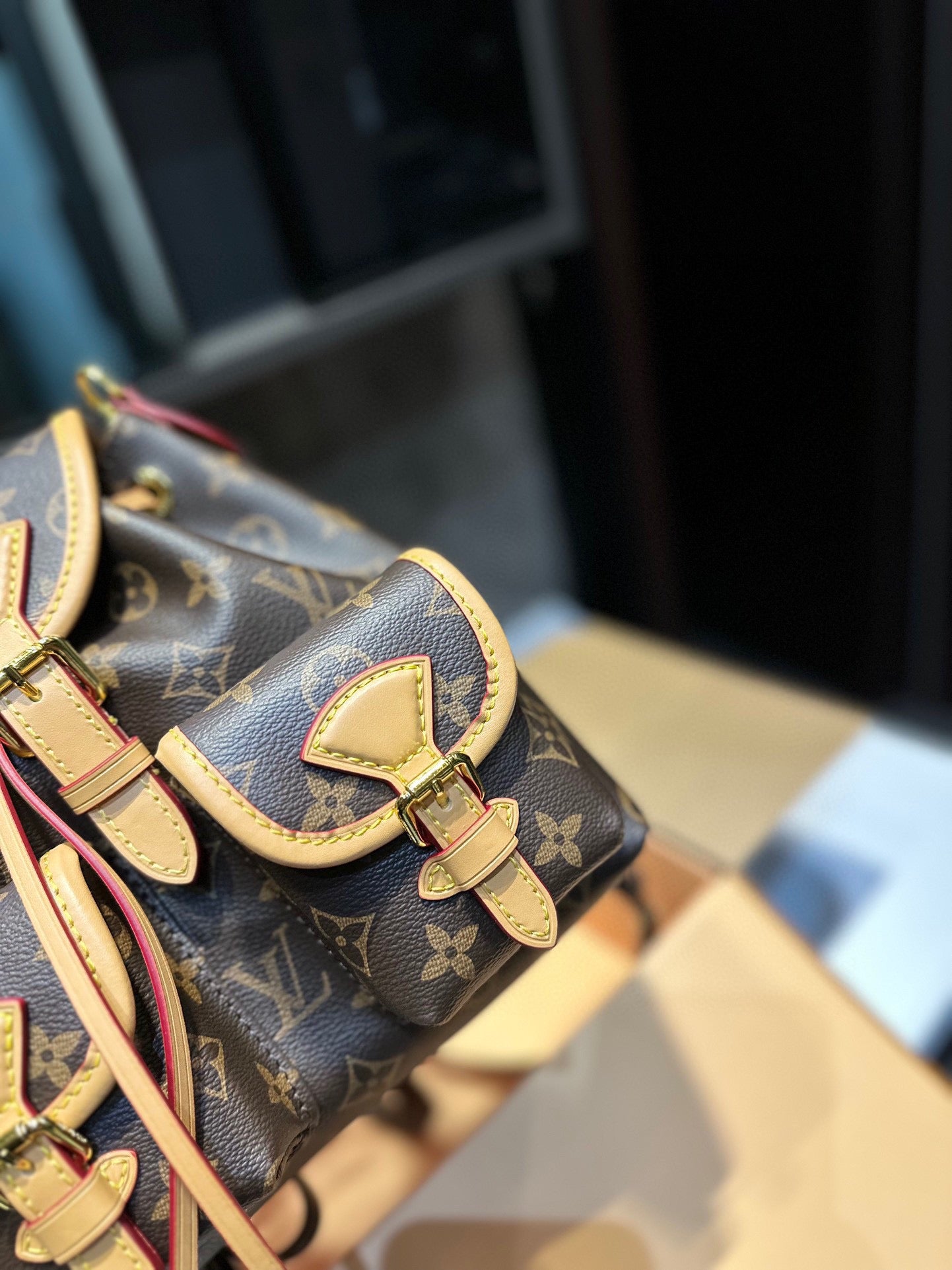 LV-BAG1041