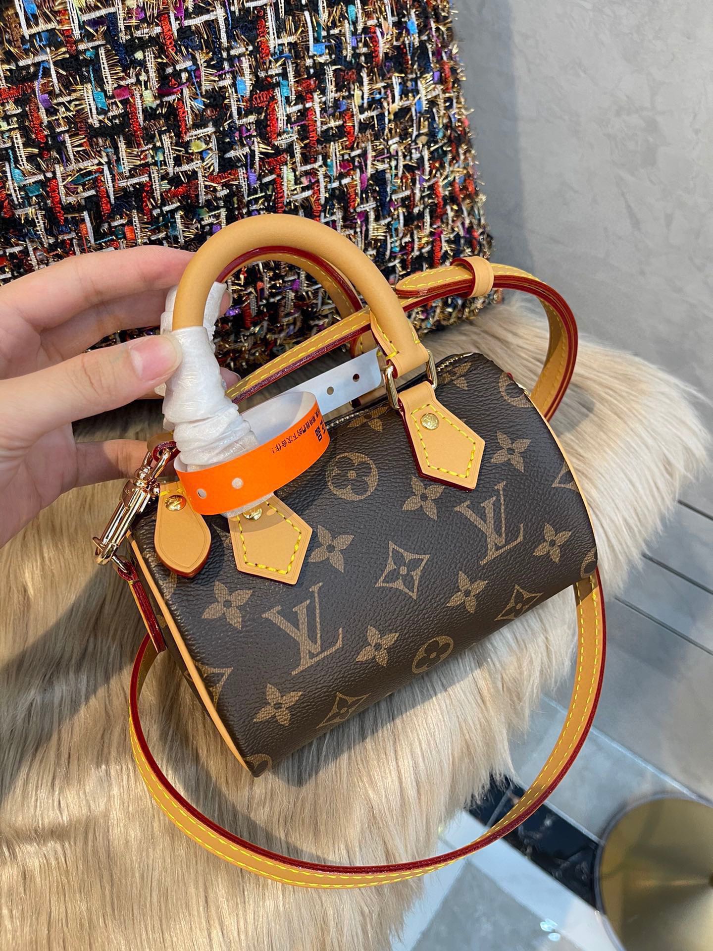 LV-BAG872