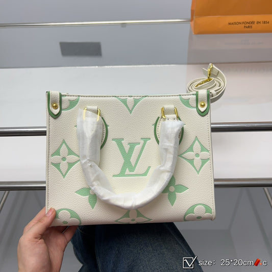 LV-BAG815