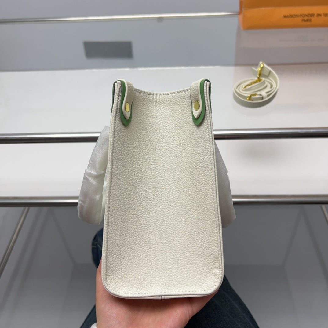 LV-BAG815