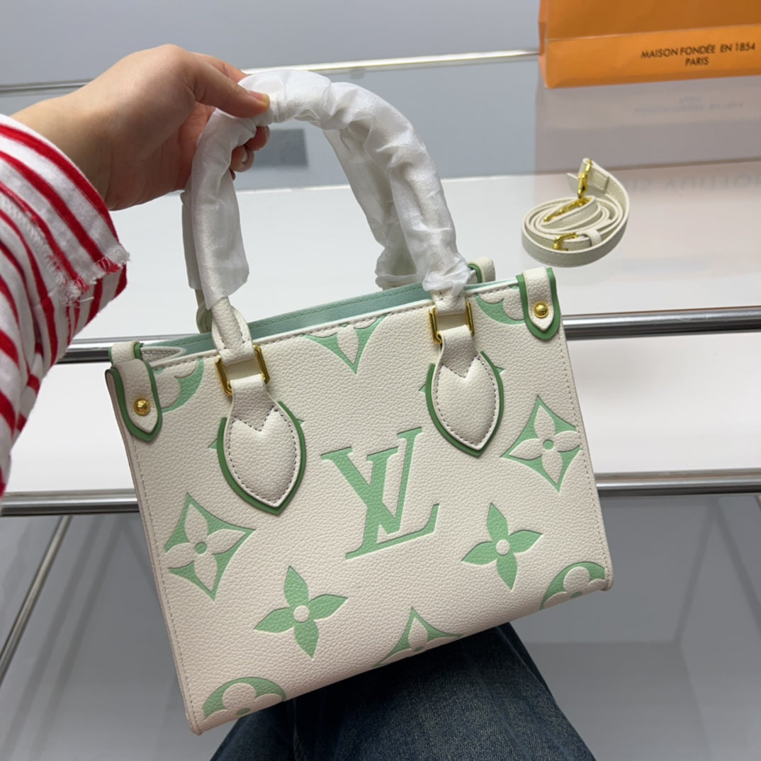LV-BAG815