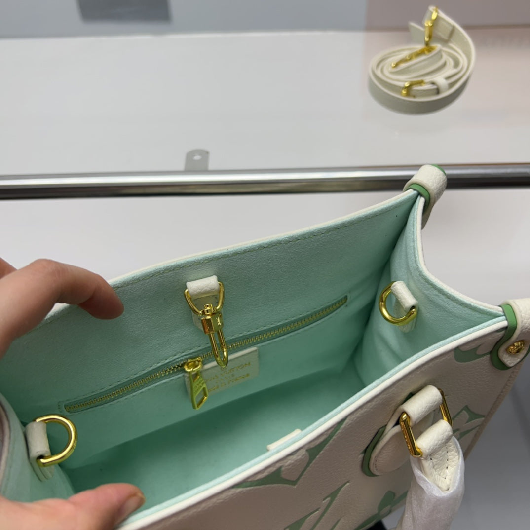 LV-BAG815