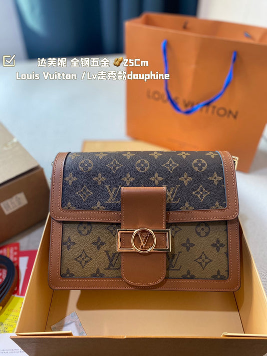 LV-BAG1076