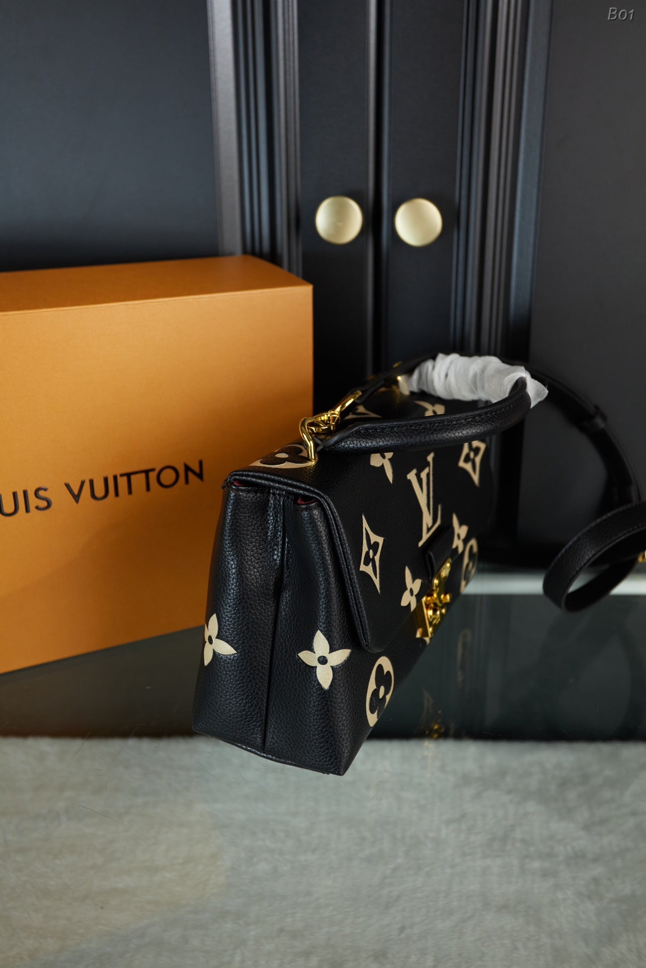 LV-BAG944