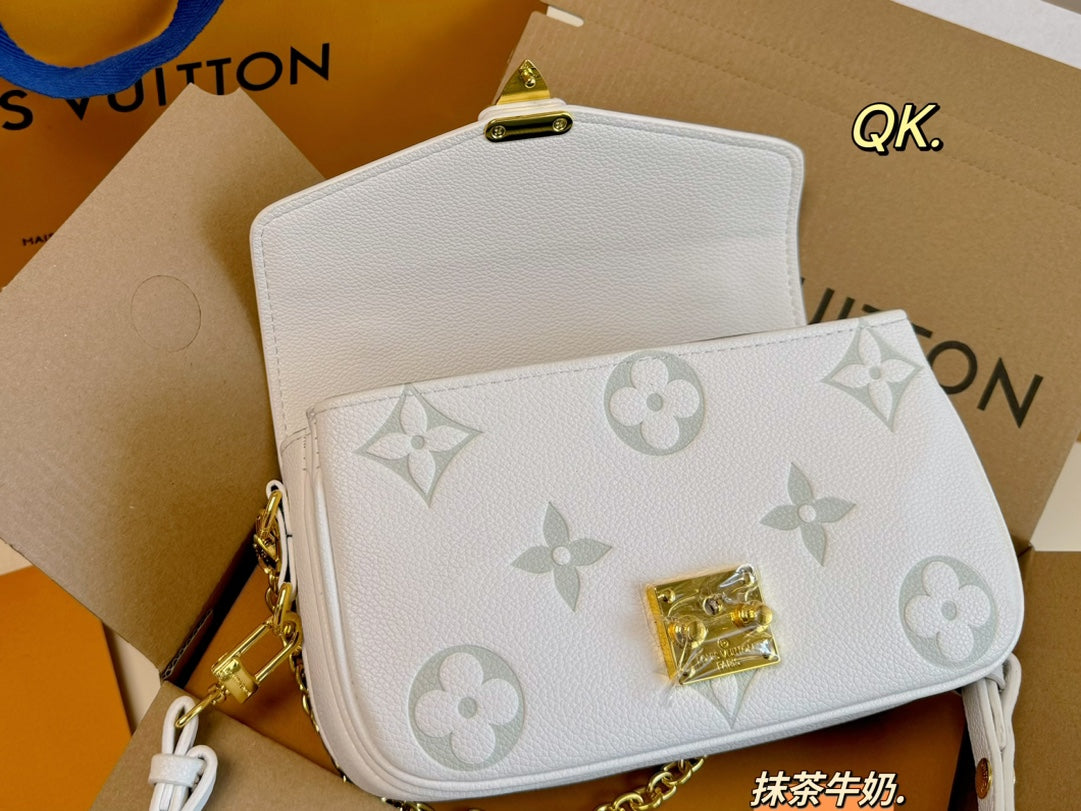 LV-BAG863