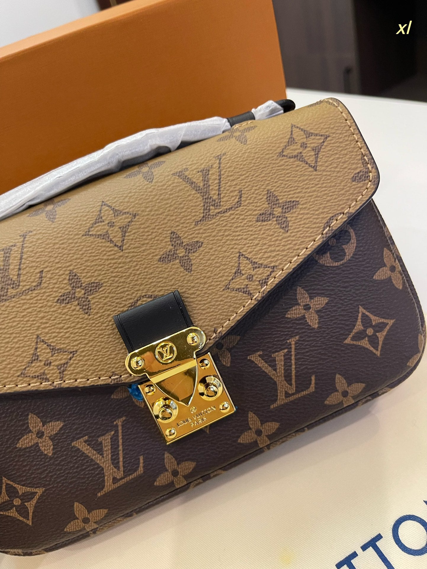 LV-BAG967