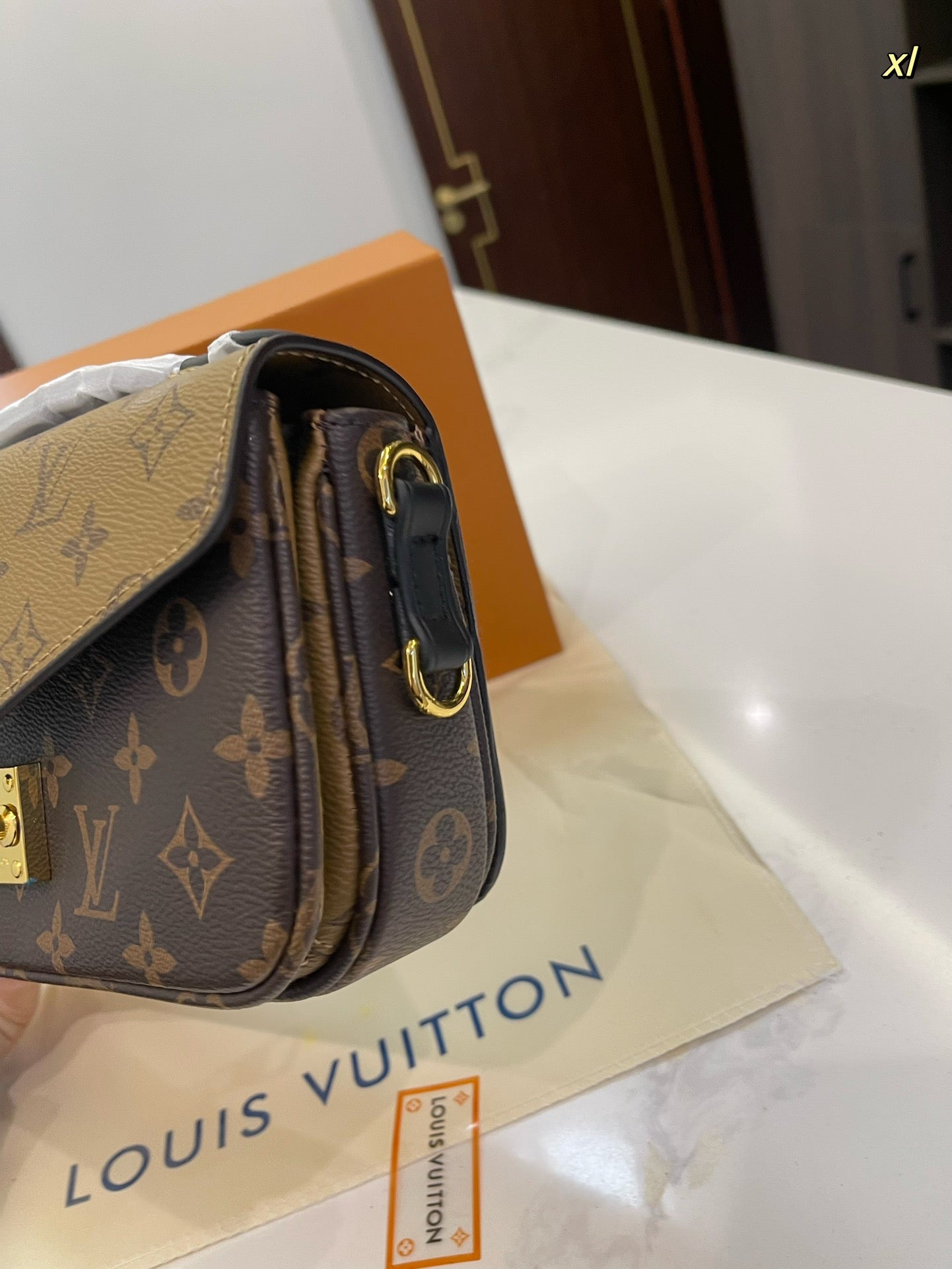 LV-BAG967
