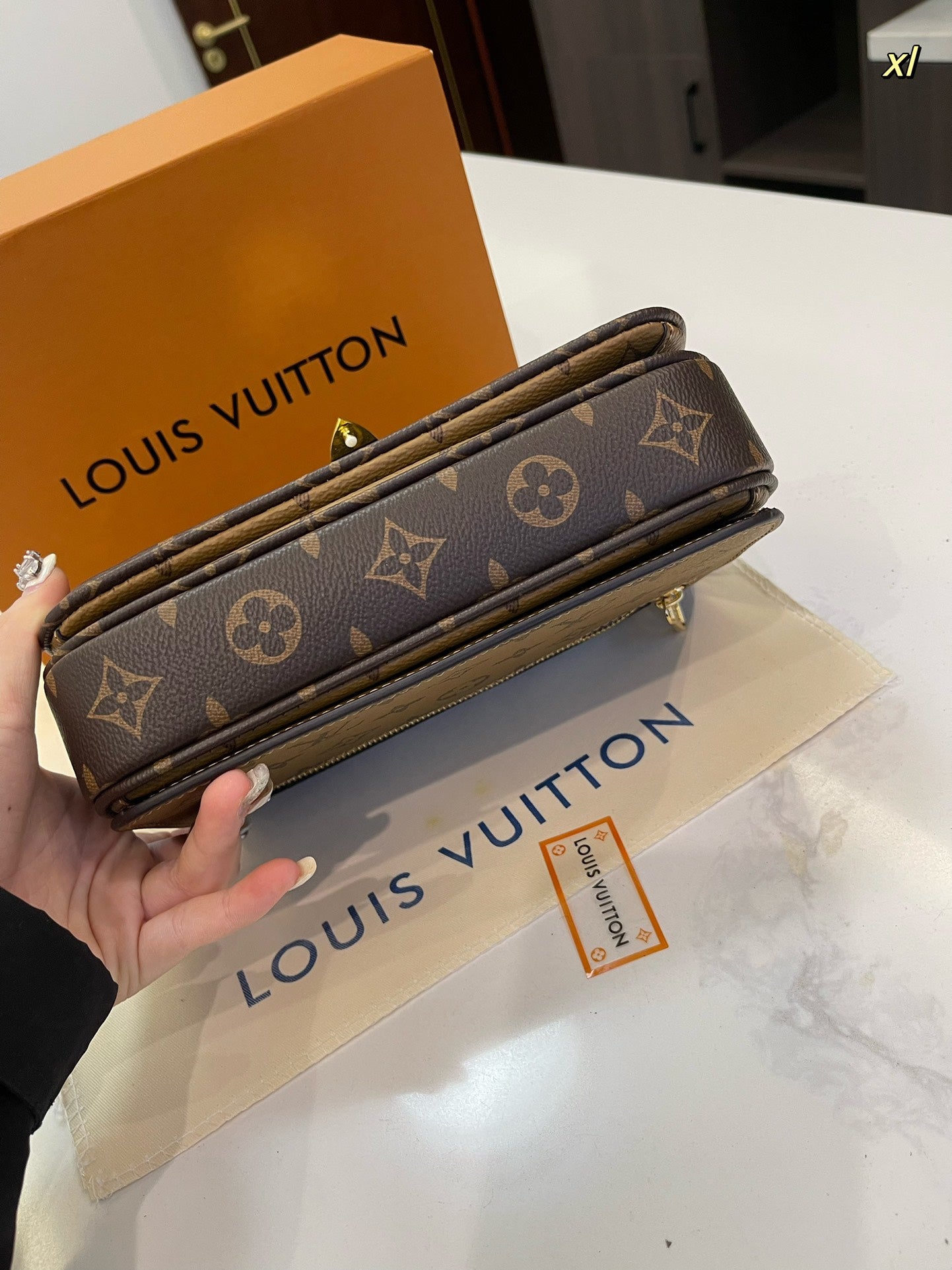 LV-BAG967
