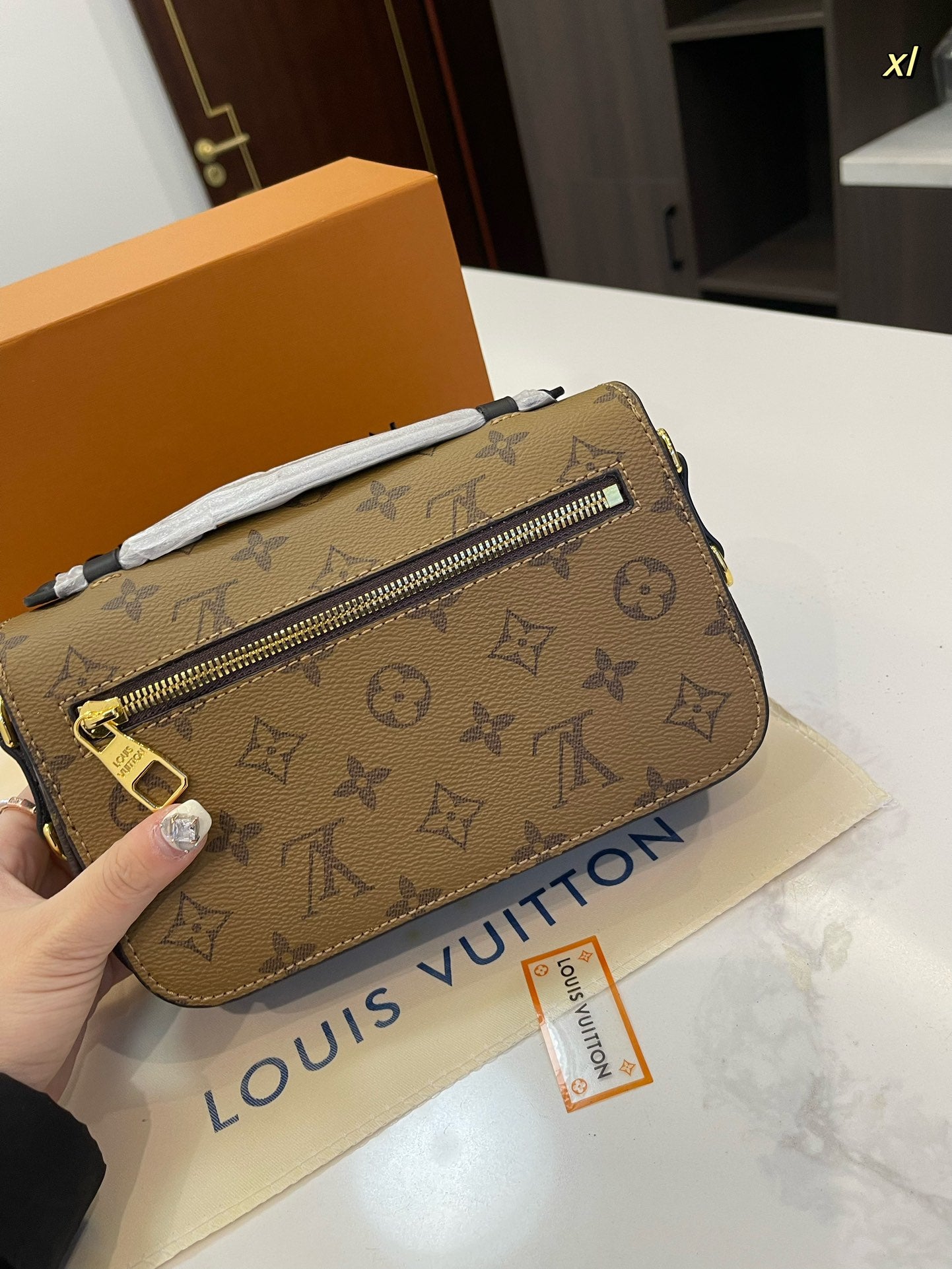 LV-BAG967