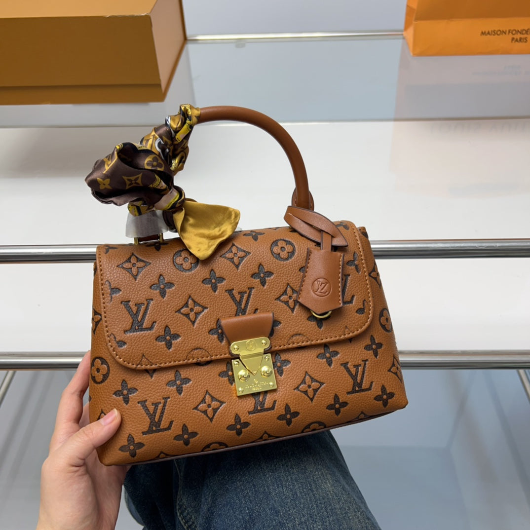 LV-BAG851