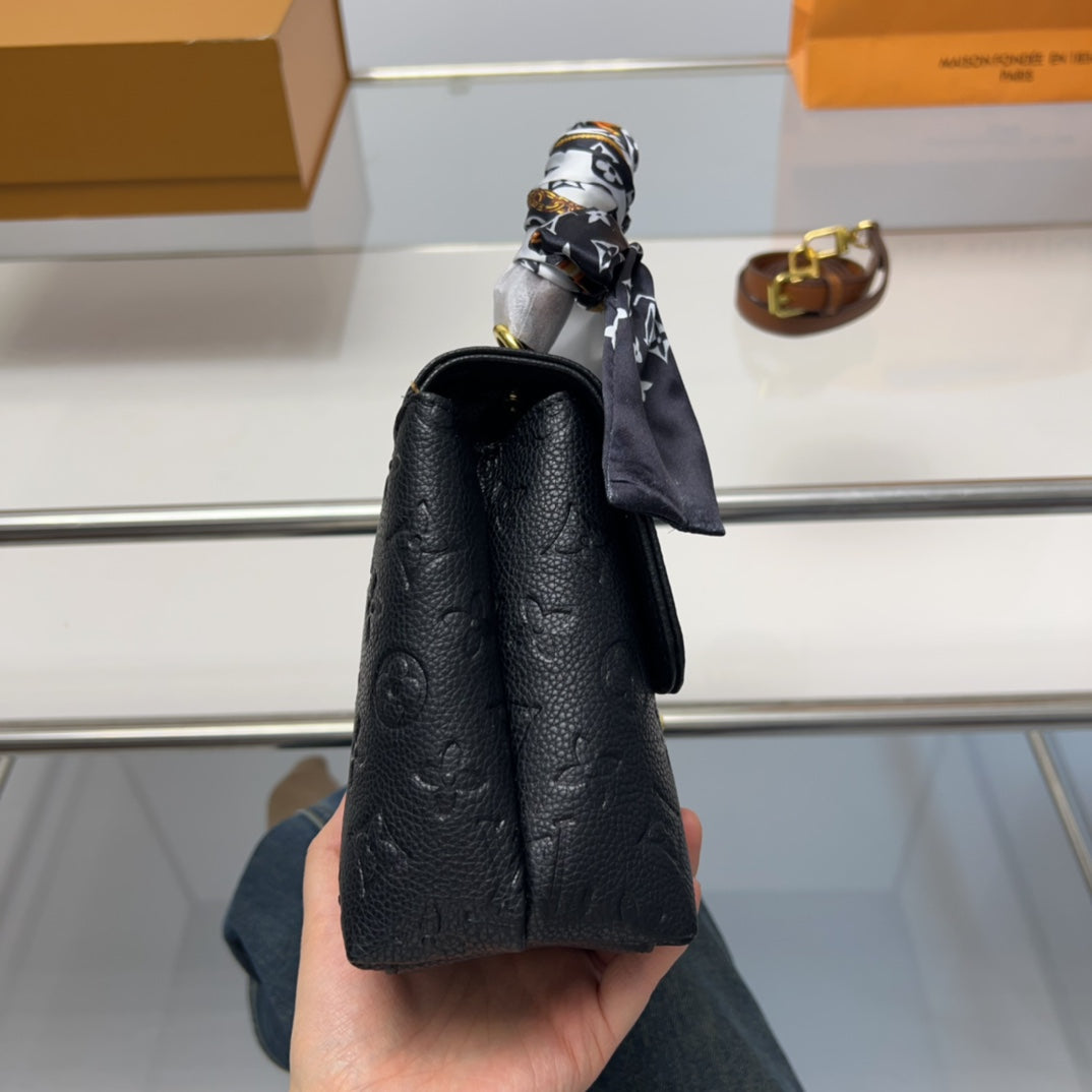 LV-BAG851
