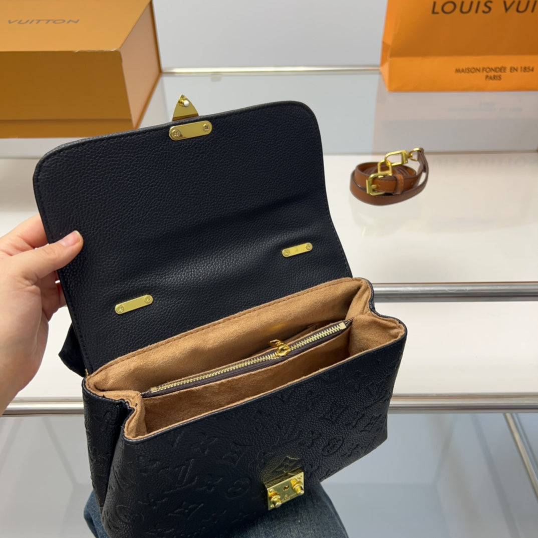 LV-BAG851
