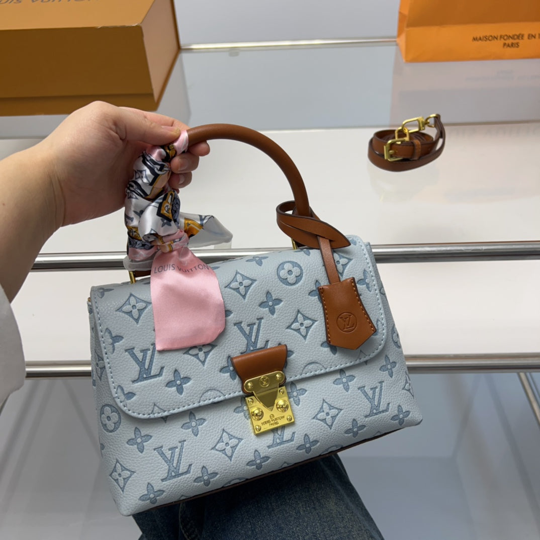 LV-BAG851