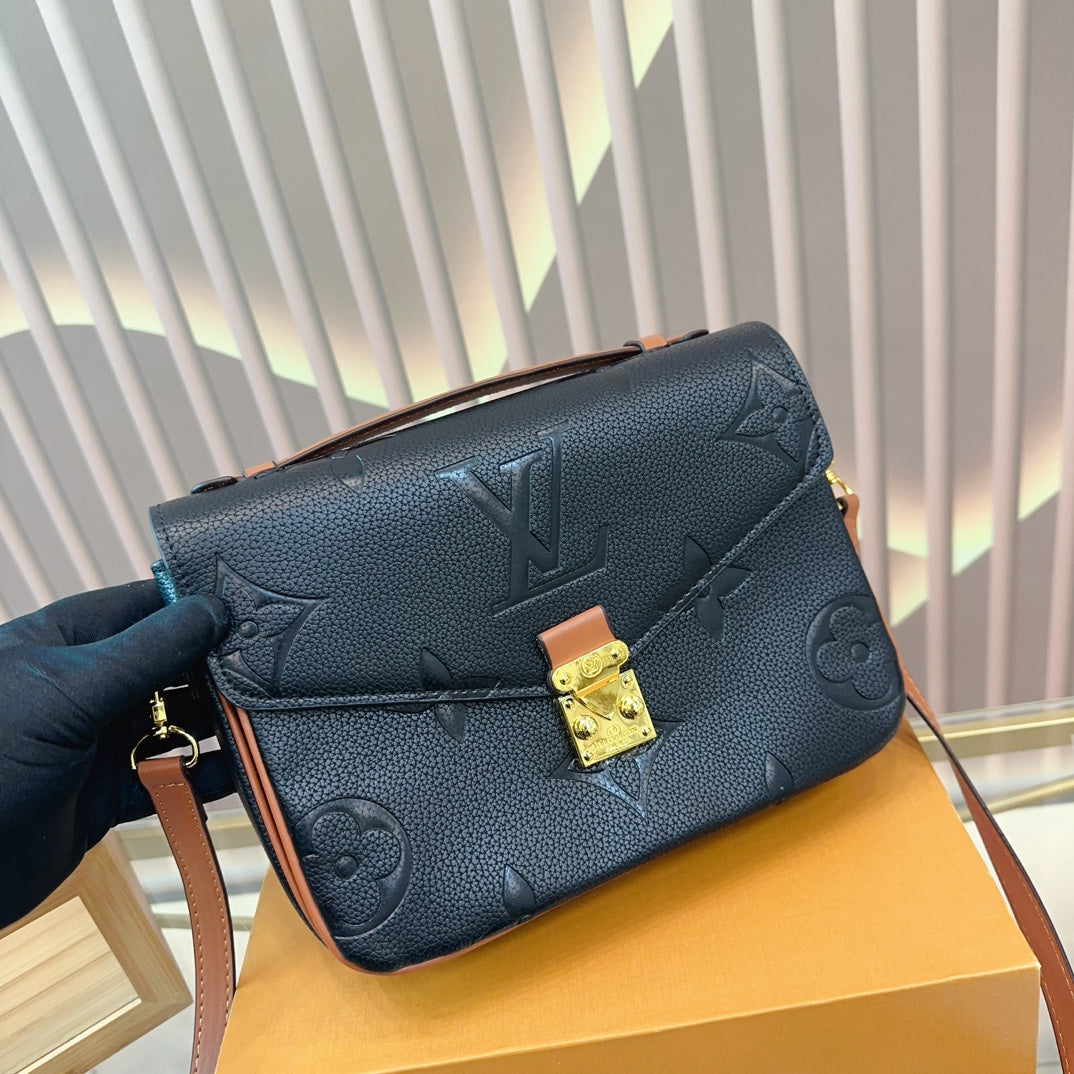 LV-BAG850