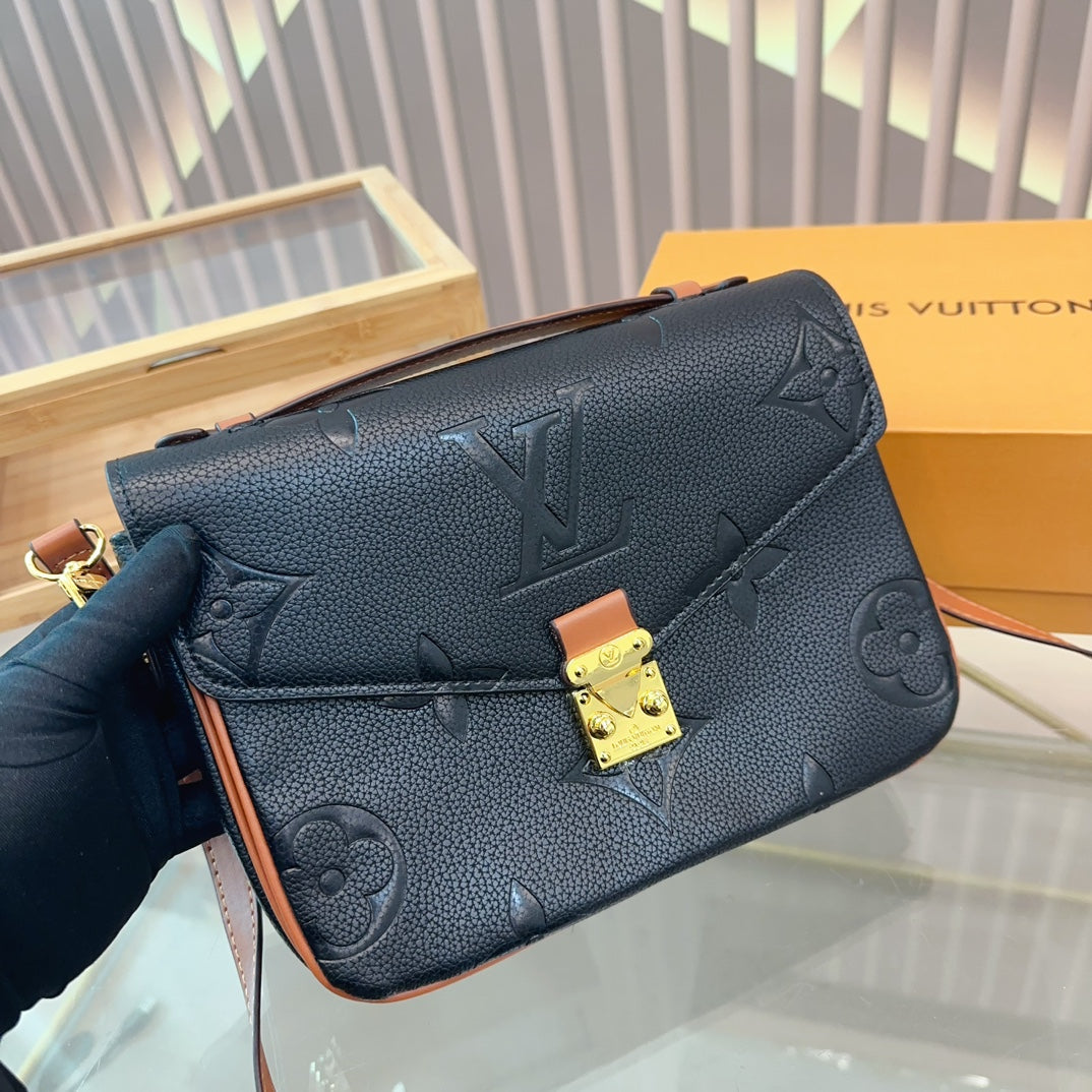 LV-BAG850