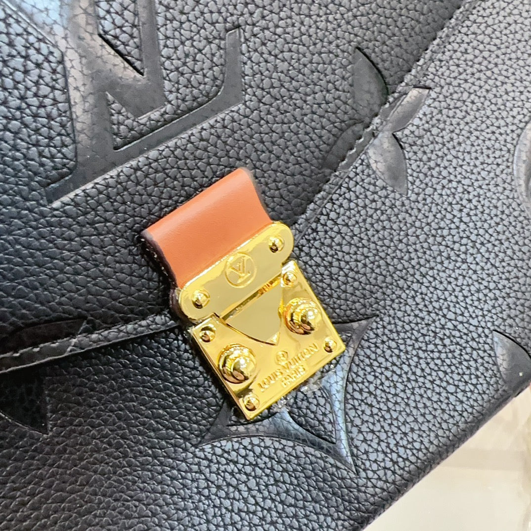 LV-BAG850