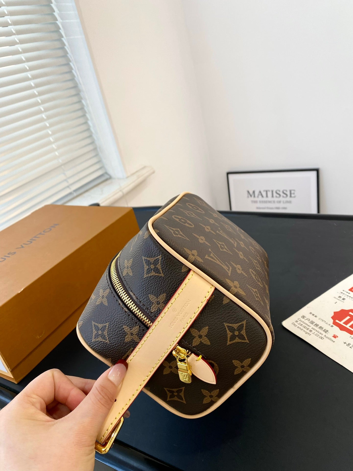 LV-BAG834