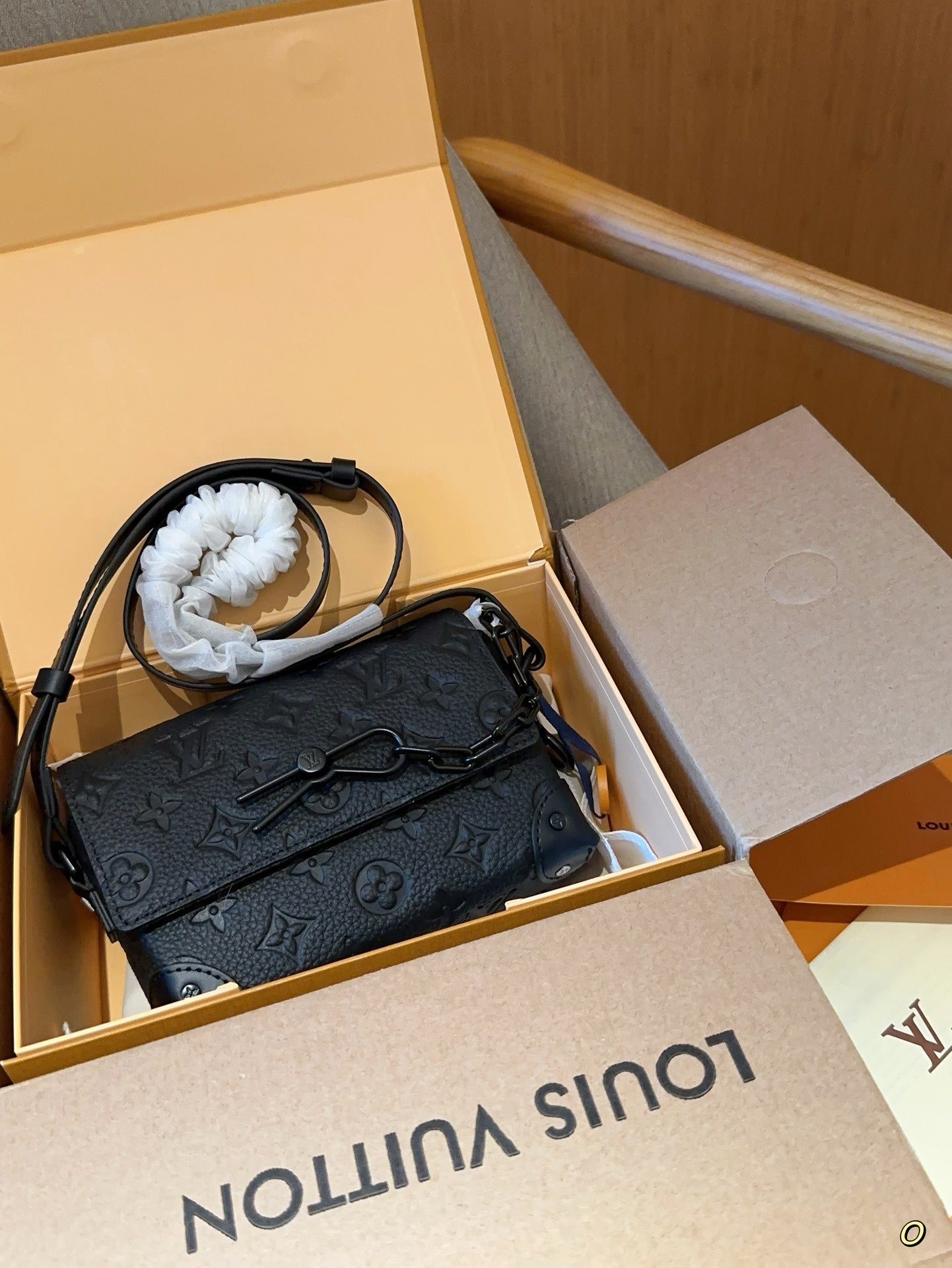 LV-BAG1029