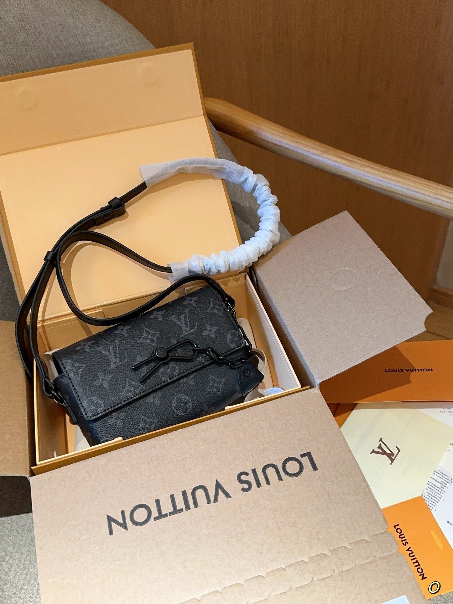 LV-BAG982