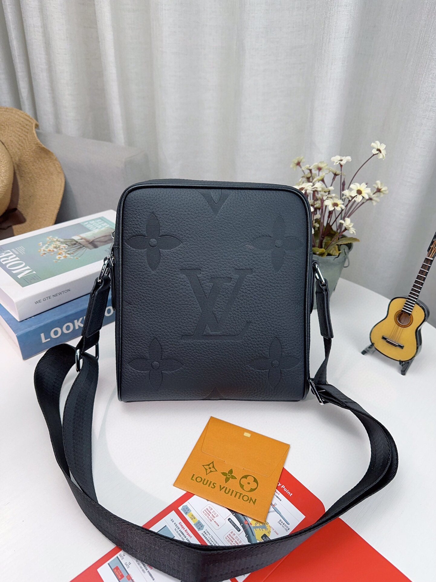 LV-BAG829