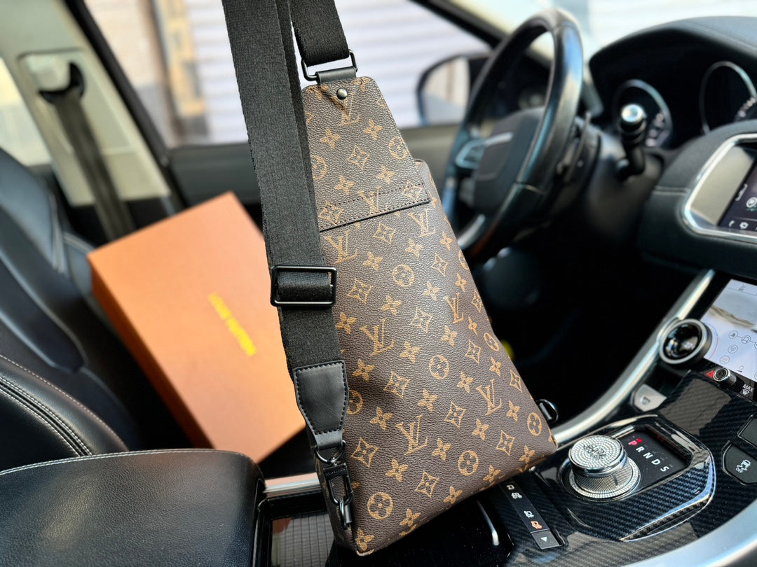LV-BAG793