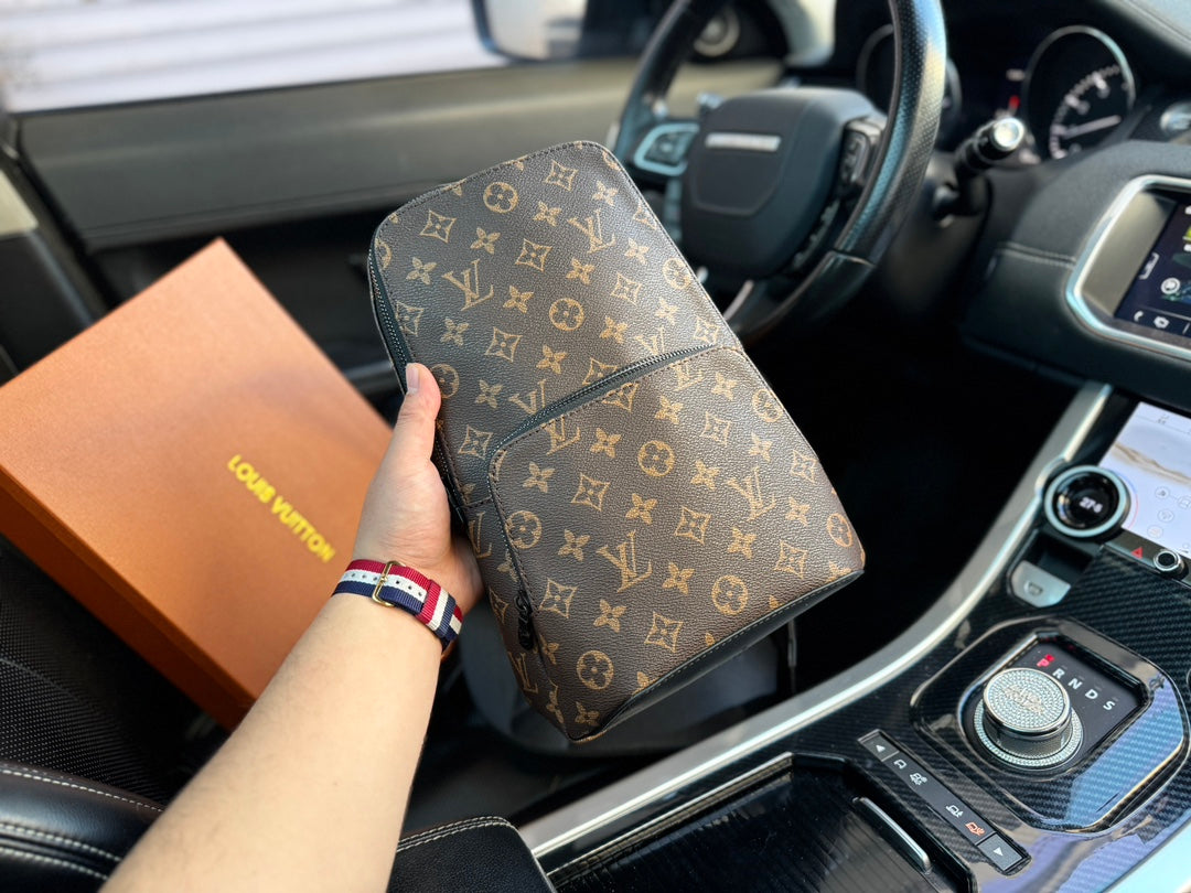 LV-BAG793
