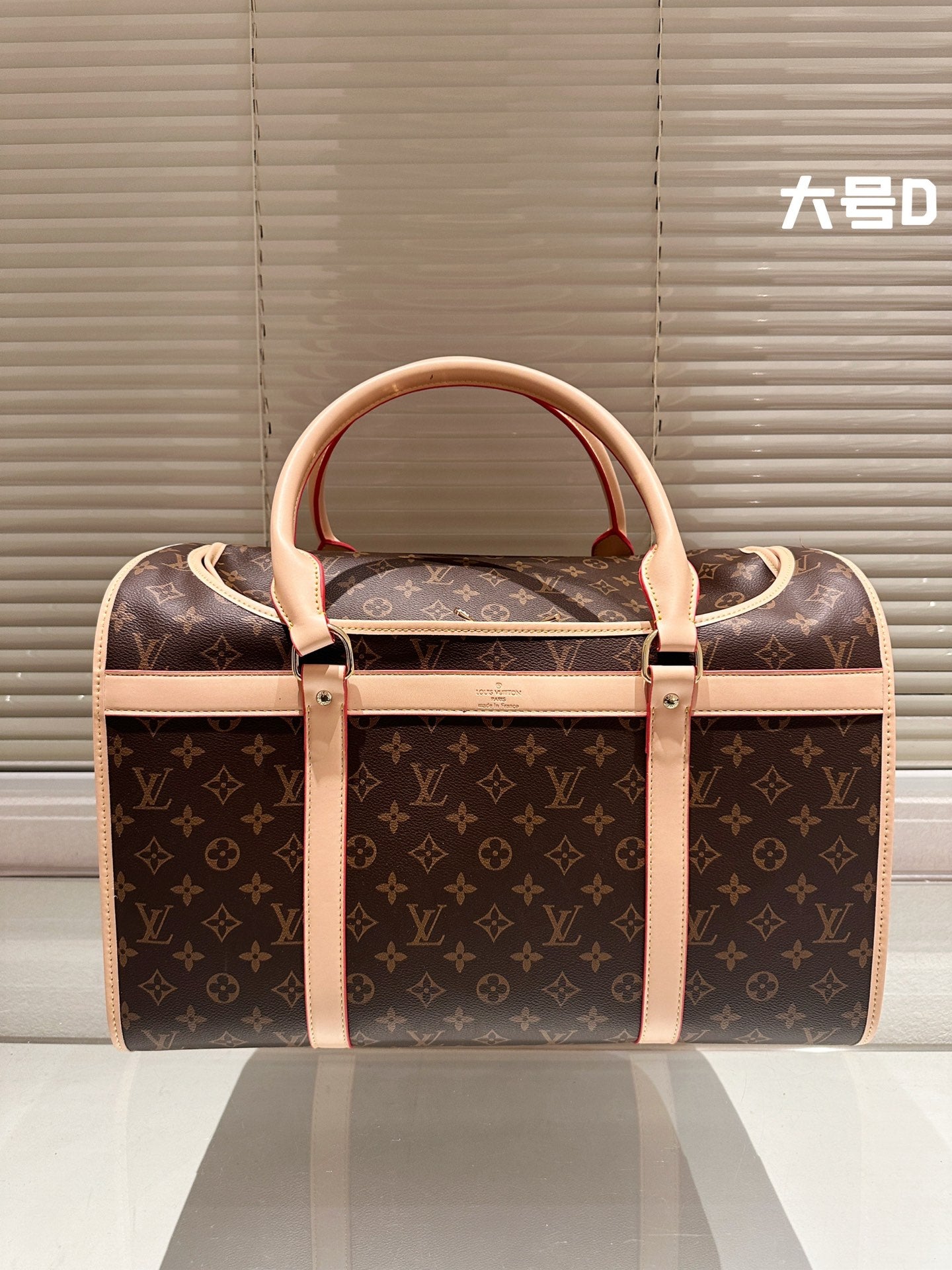 LV-BAG1046