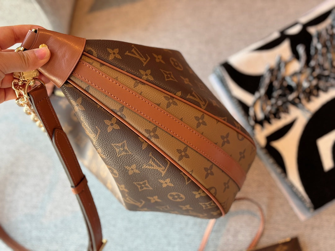 LV-BAG1044