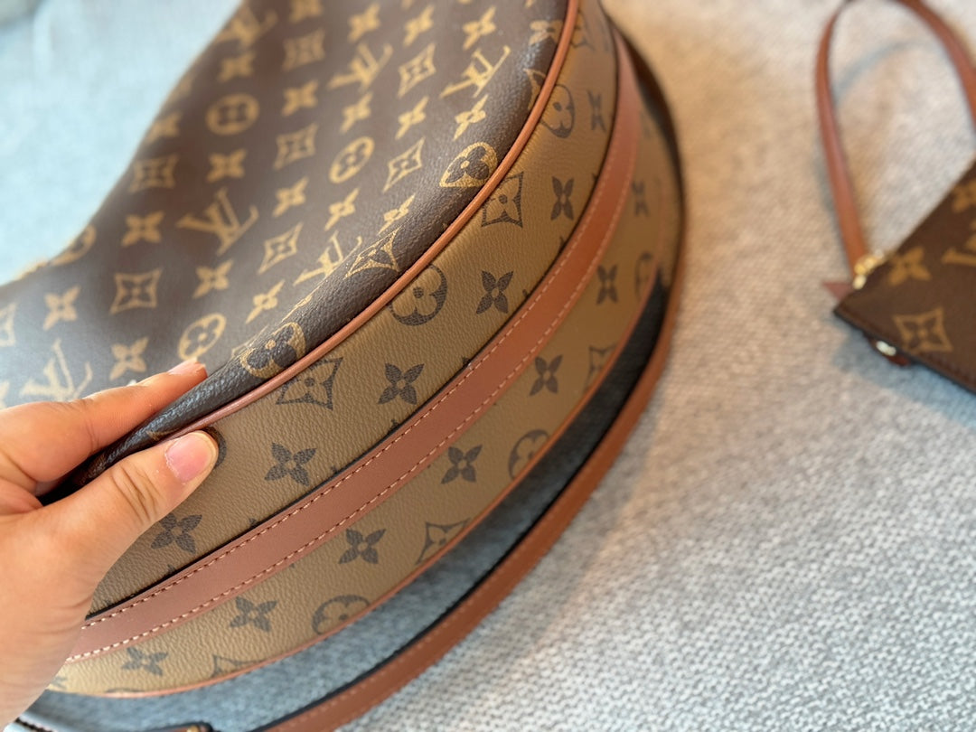 LV-BAG1044