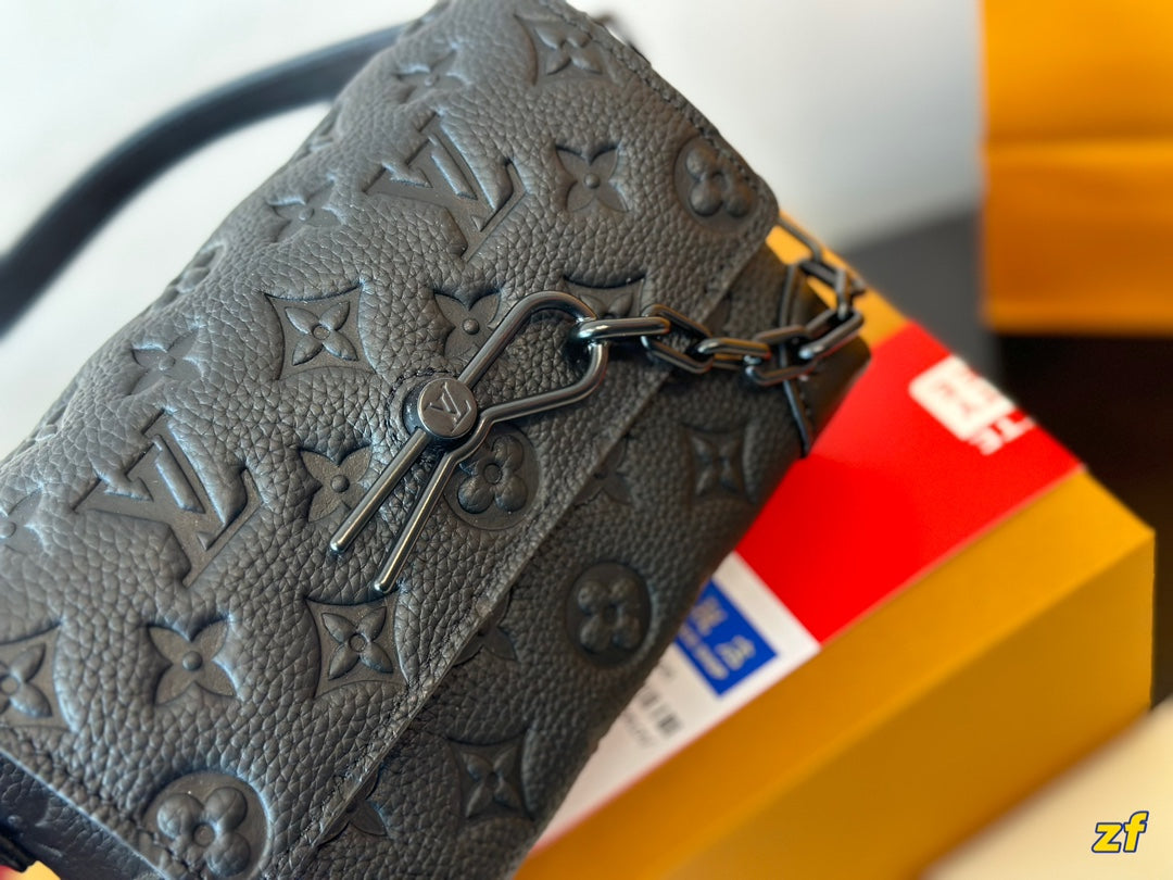 LV-BAG886