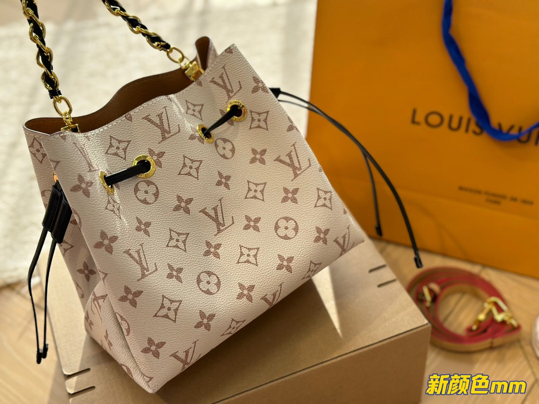 LV-BAG811