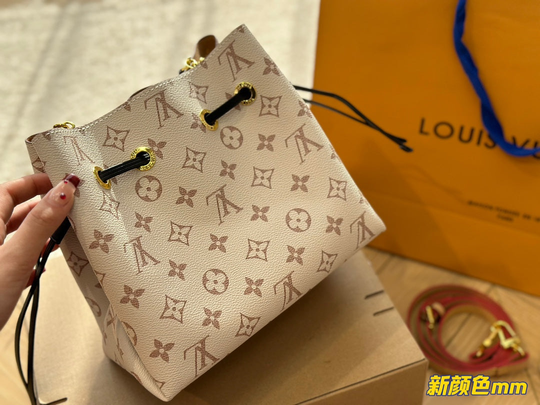 LV-BAG811