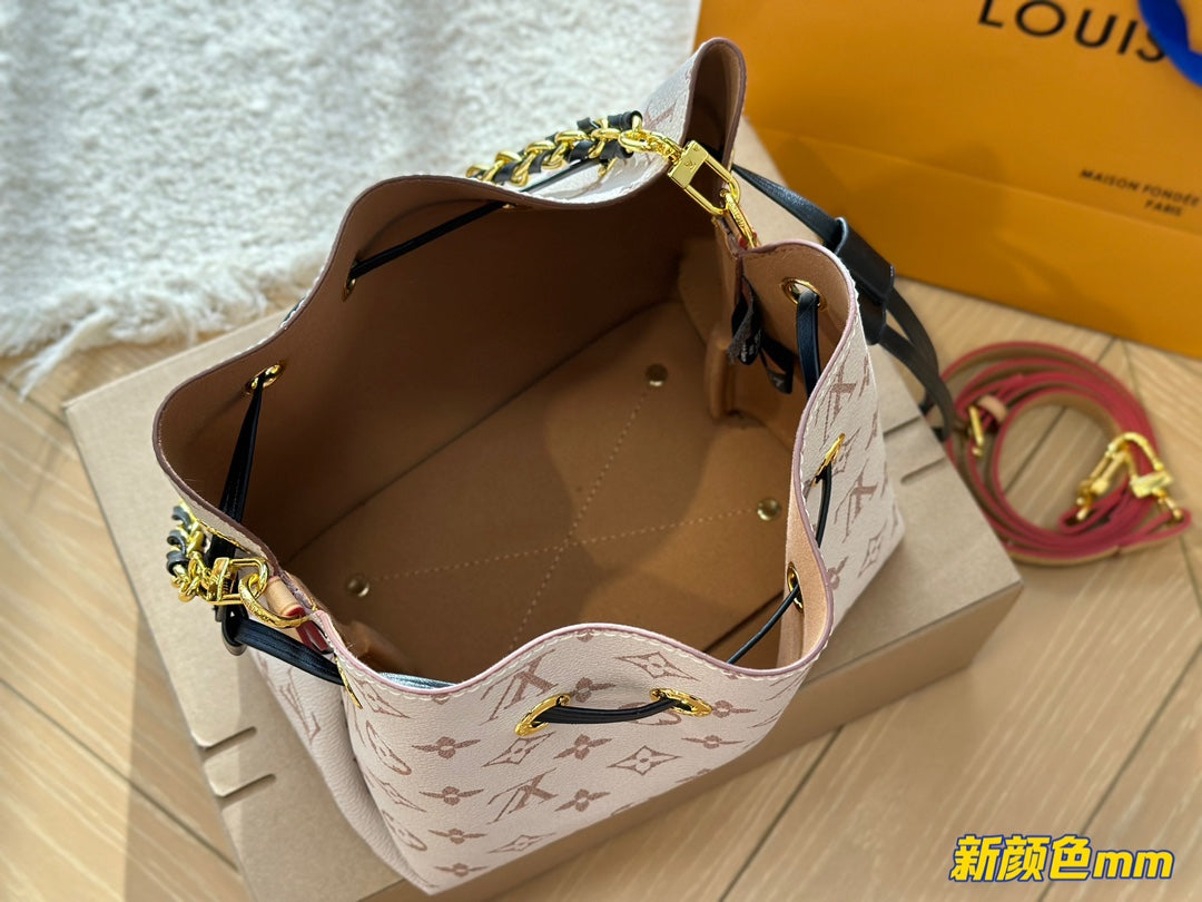 LV-BAG811