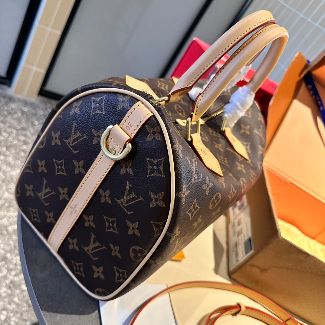 LV-BAG853