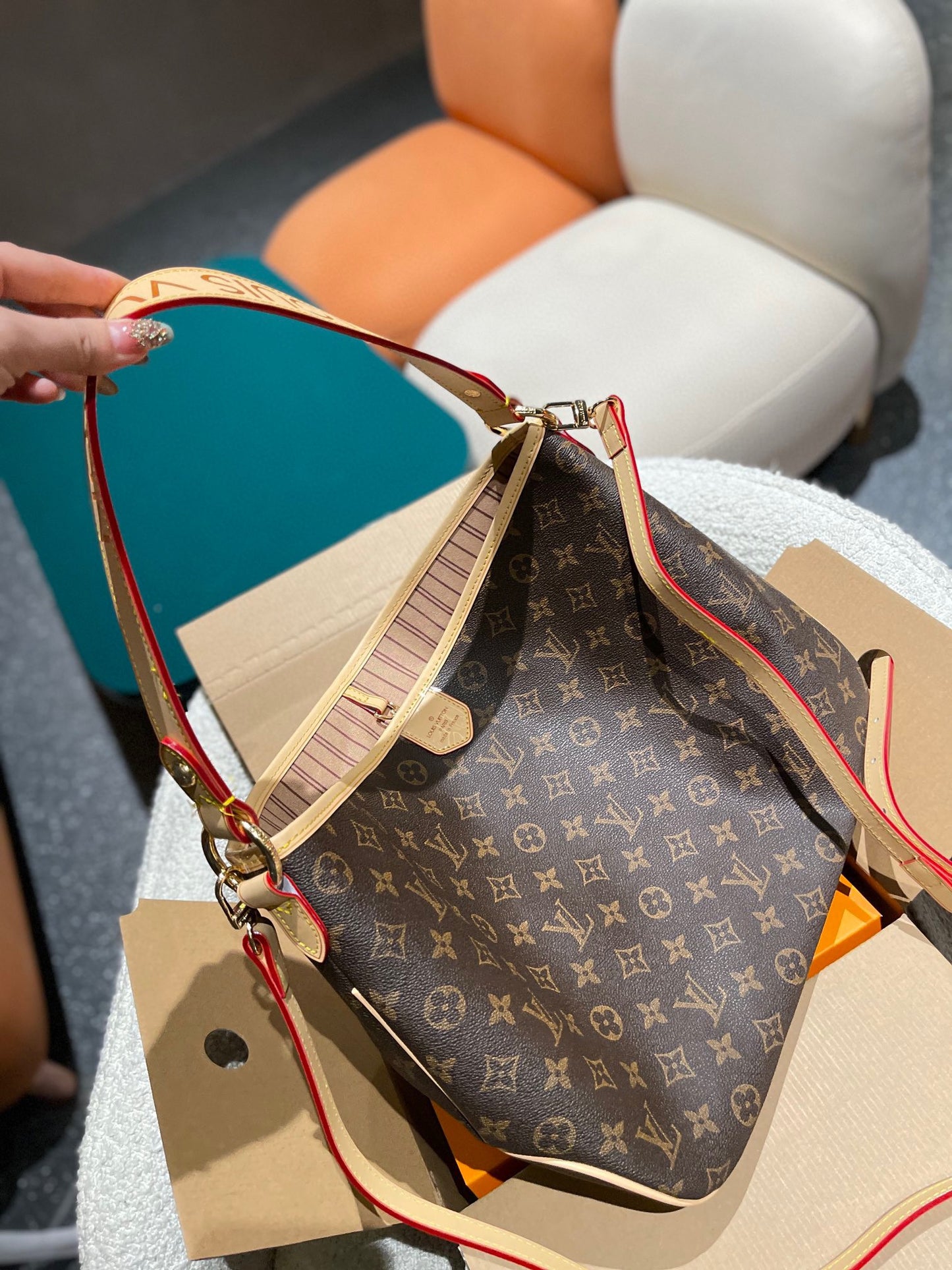 LV-BAG881