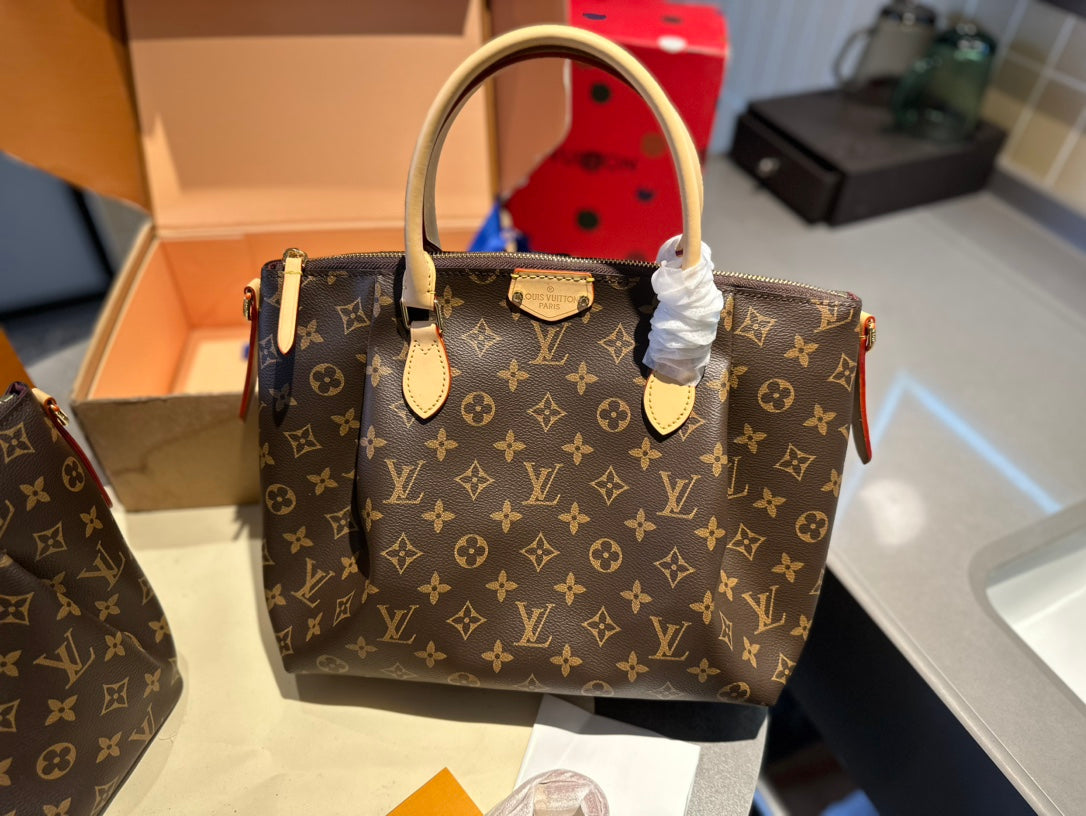 LV-BAG869