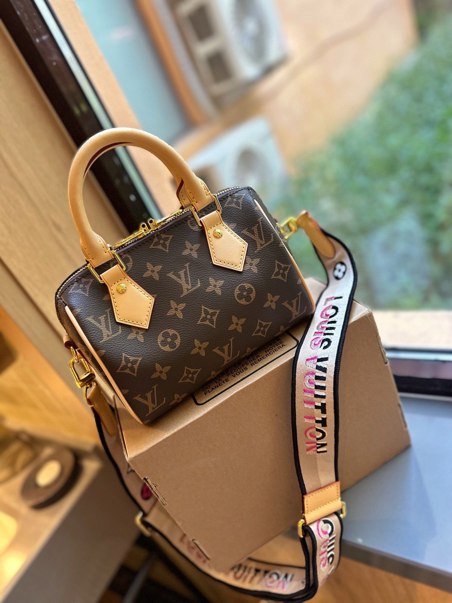 LV-BAG946