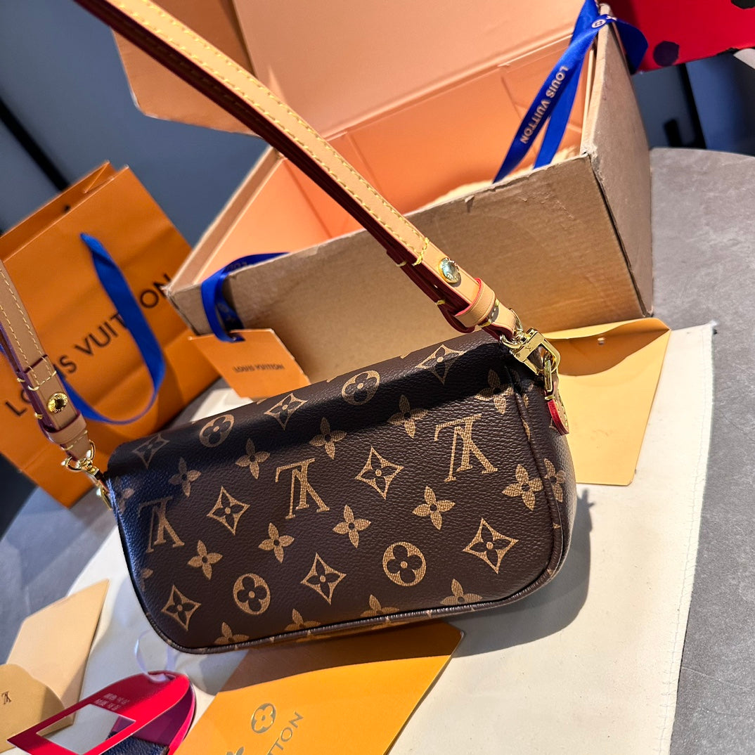 LV-BAG821