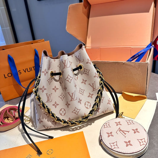 LV-BAG817