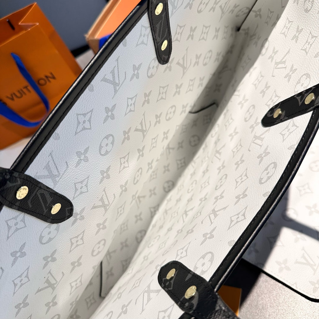 LV-BAG803