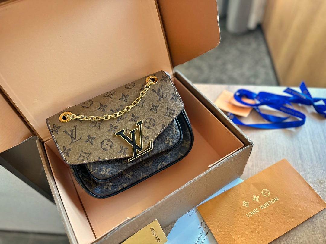 LV-BAG812