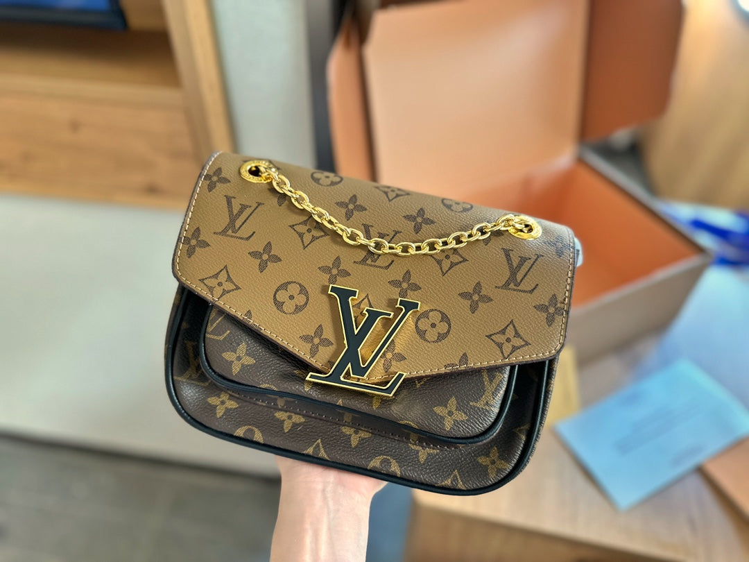 LV-BAG812