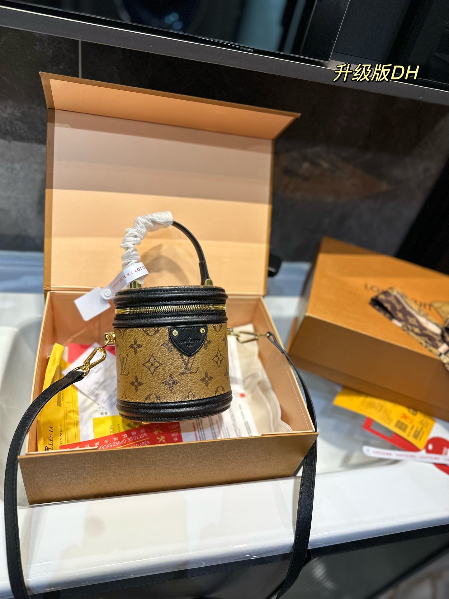 LV-BAG962