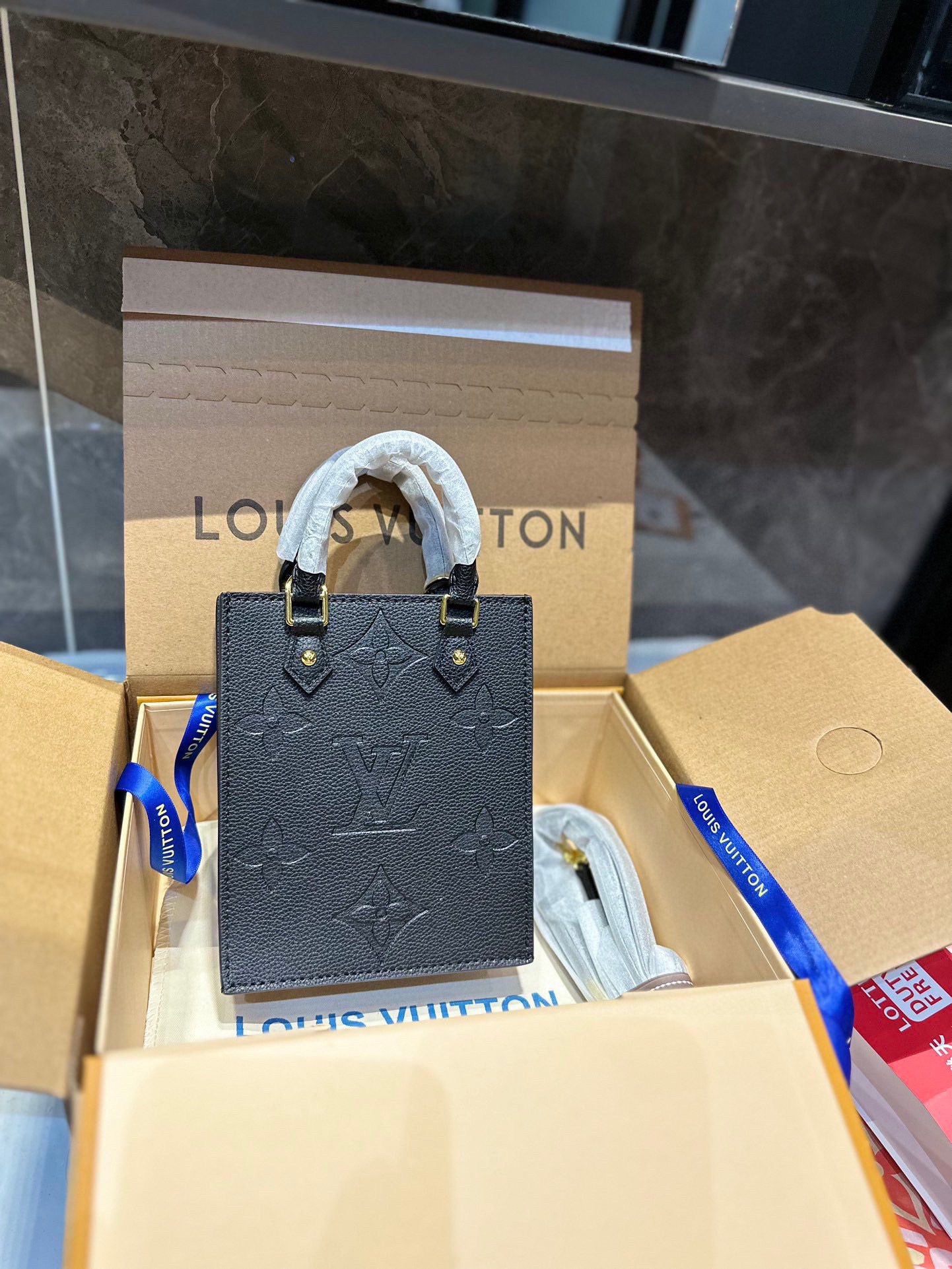 LV-BAG929