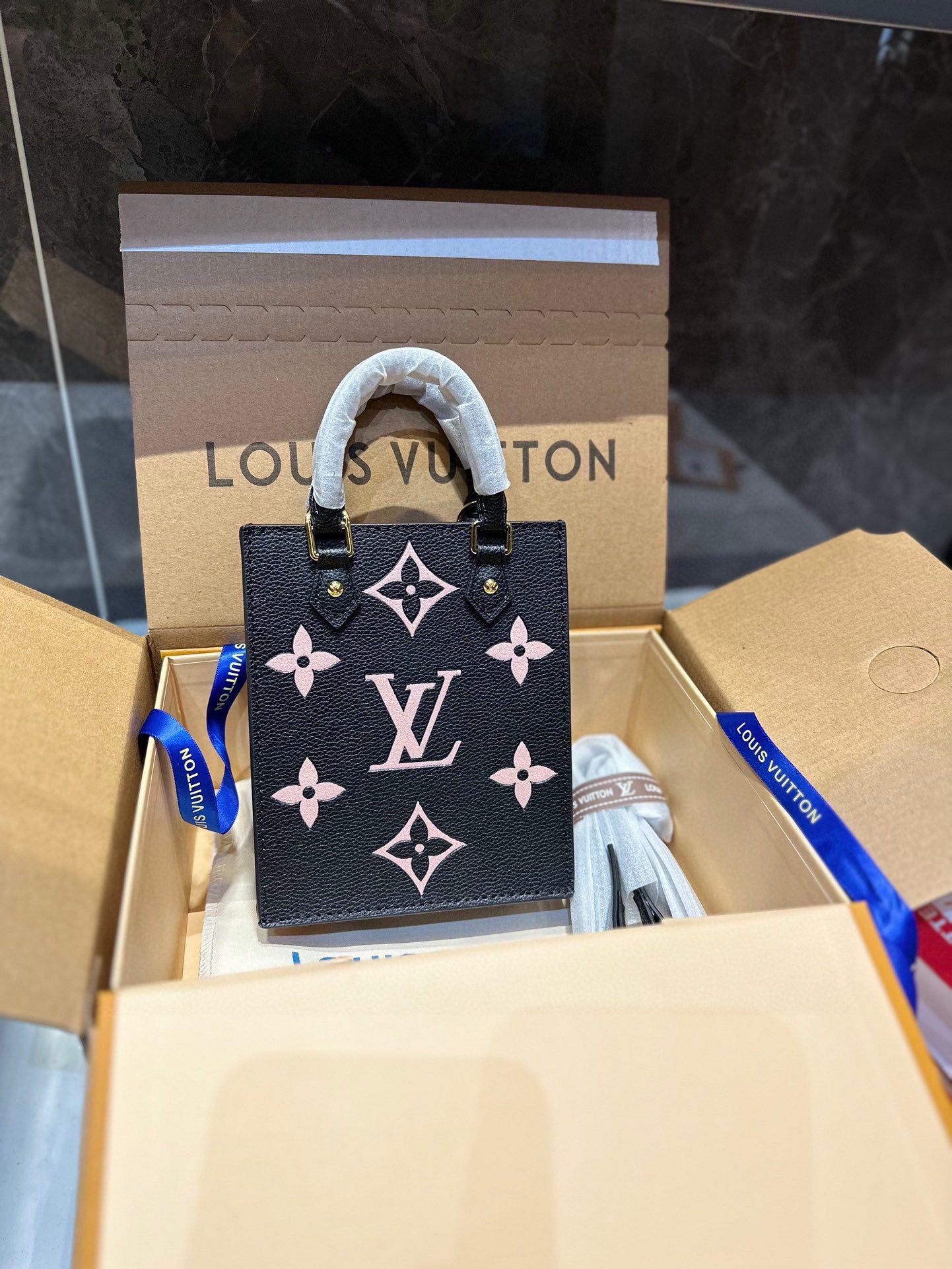 LV-BAG929