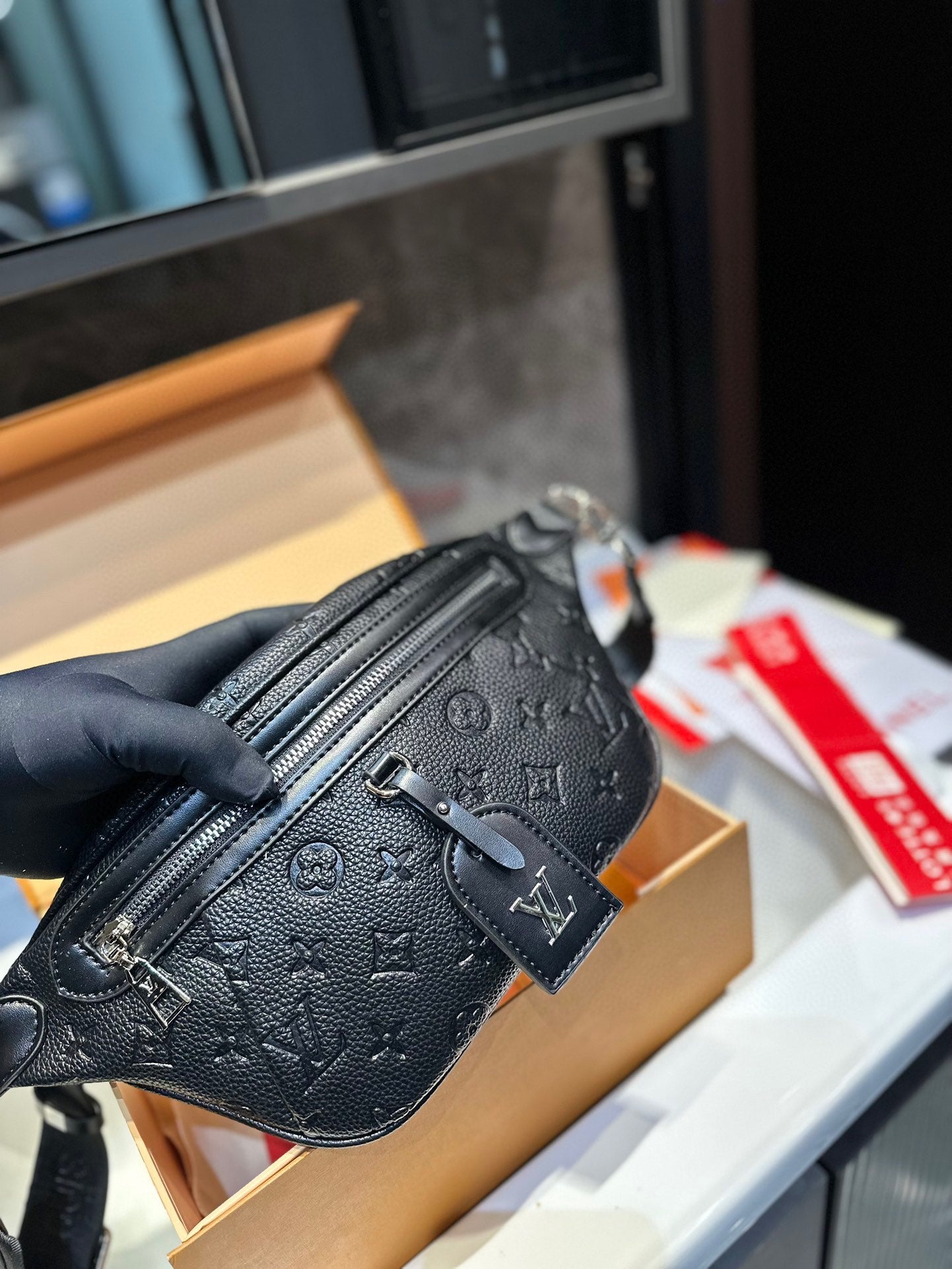 LV-BAG801