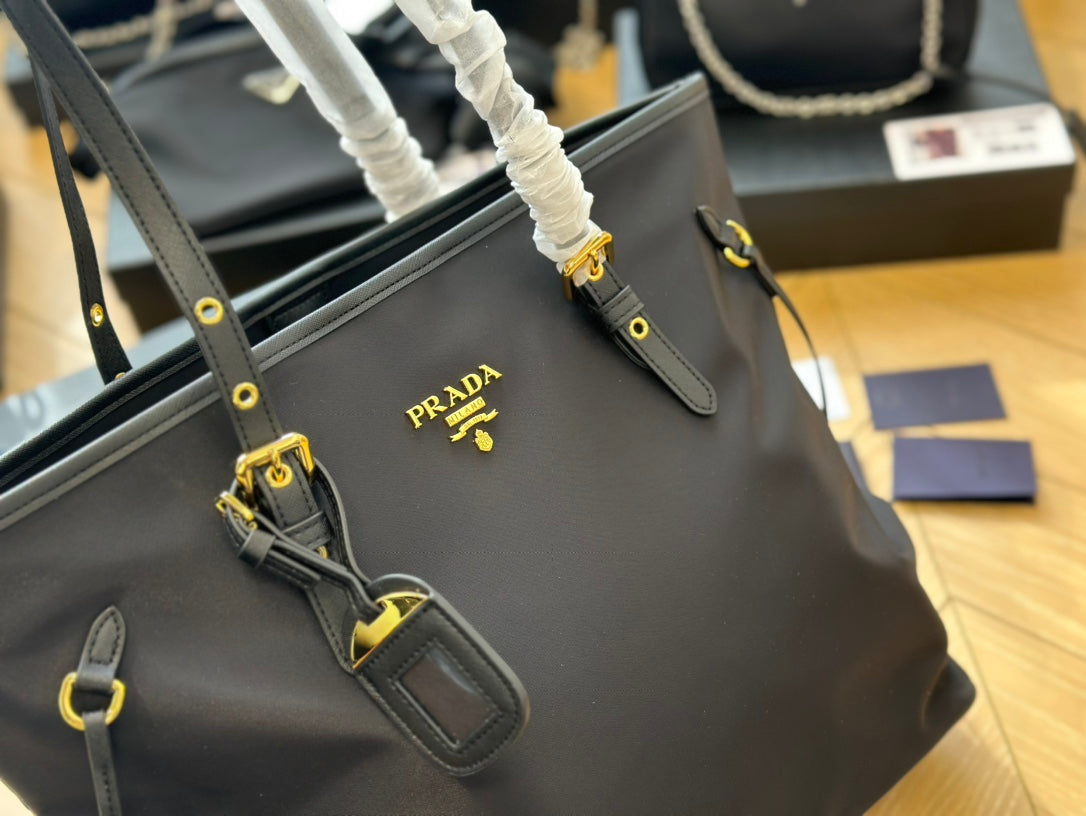 PRADA-703