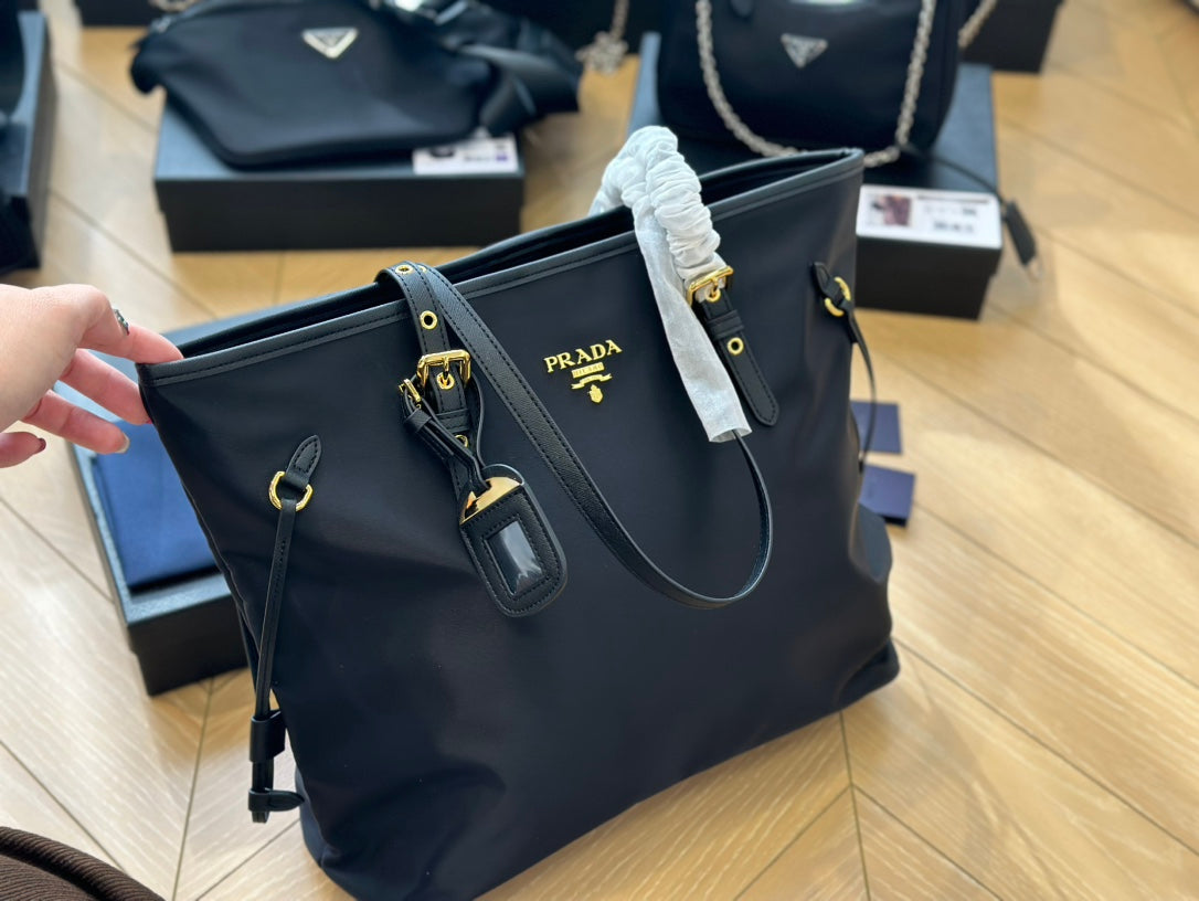 PRADA-703